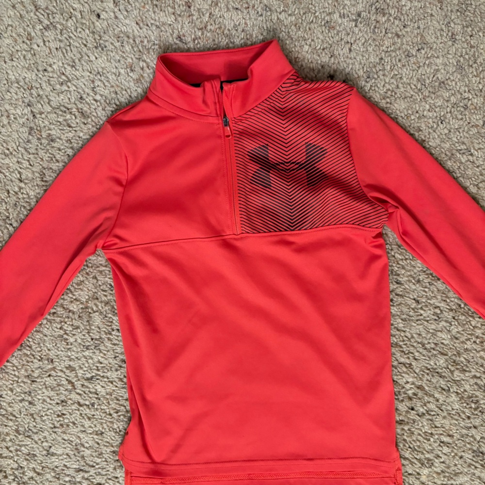Under Armour Quarter-Zip Performance Red Black Pullover Boys Size 8 (YSM)